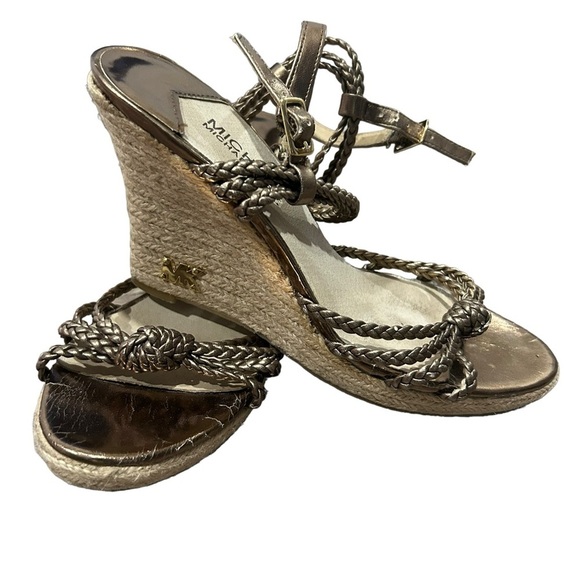 Michael Kors chrome wedge heels size 7 - Picture 3 of 10